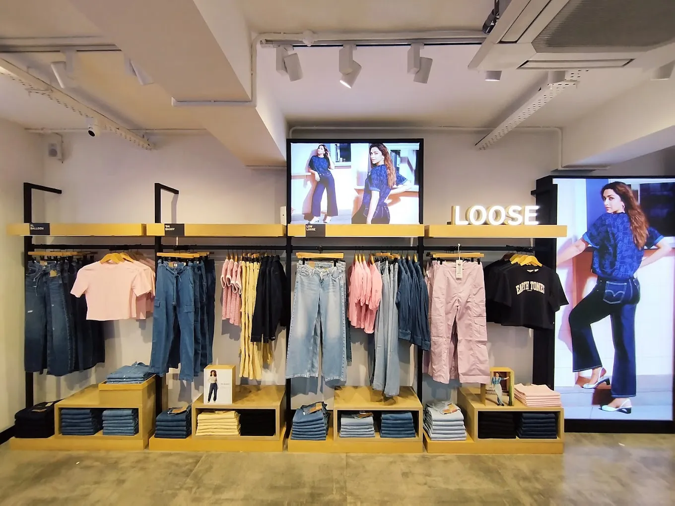 Levi's Exclusive Store
